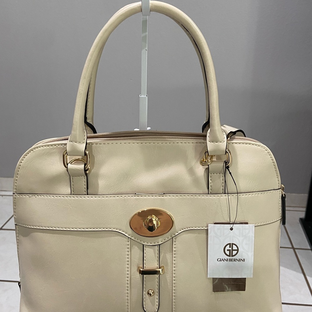 GIANI BERNINI bag,9inx12in,Glazed,Ivory.